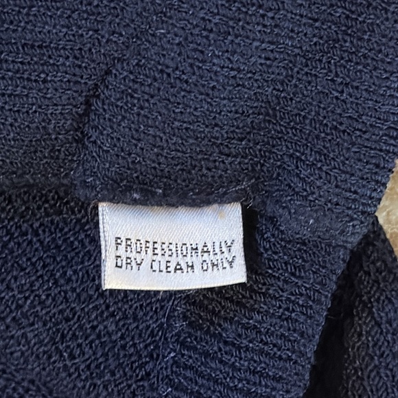 St John Sport red, white, and blue zip front sweater with stars Size L - Picture 13 of 13